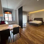Skanderbeg Square Center * Tiran
