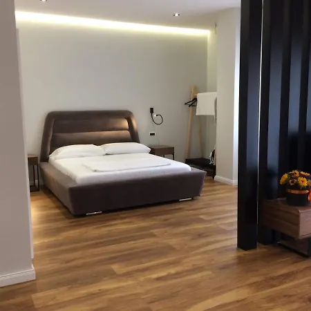 Skanderbeg Square Center Apartment *