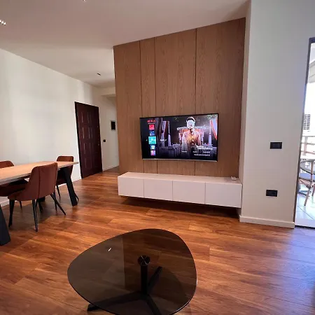 Apartment Skanderbeg Square Center Tirana