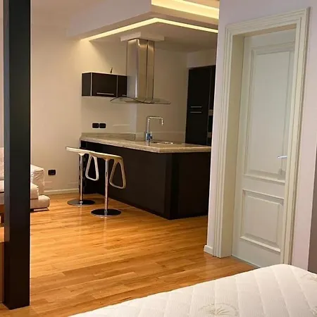 Skanderbeg Square Center Apartment Tirana
