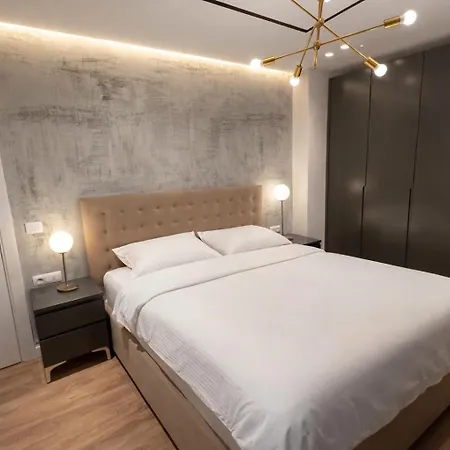 Skanderbeg Square Center Appartement