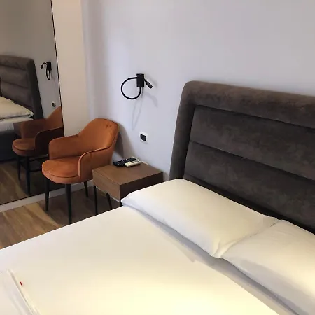 Skanderbeg Square Center Apartment Tirana