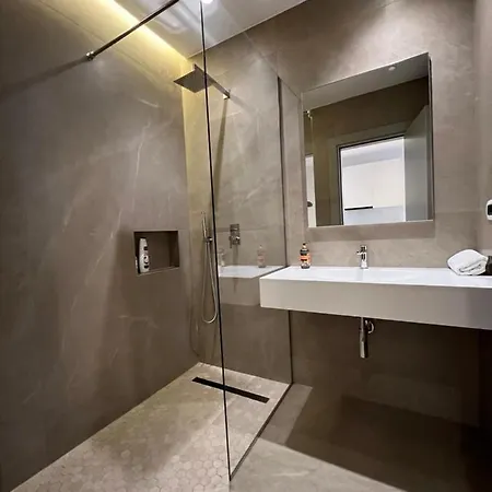 Skanderbeg Square Center