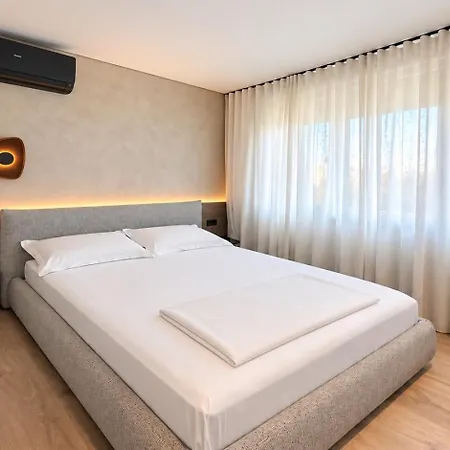 Apartment Skanderbeg Square Center *