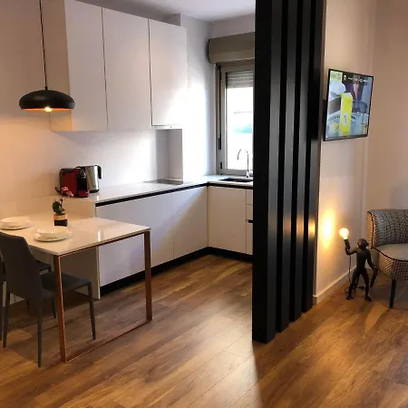 Skanderbeg Square Center *