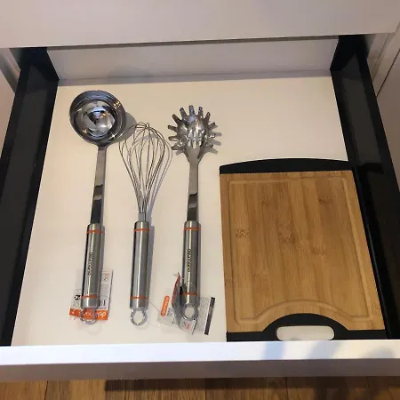 Skanderbeg Square Center アパート