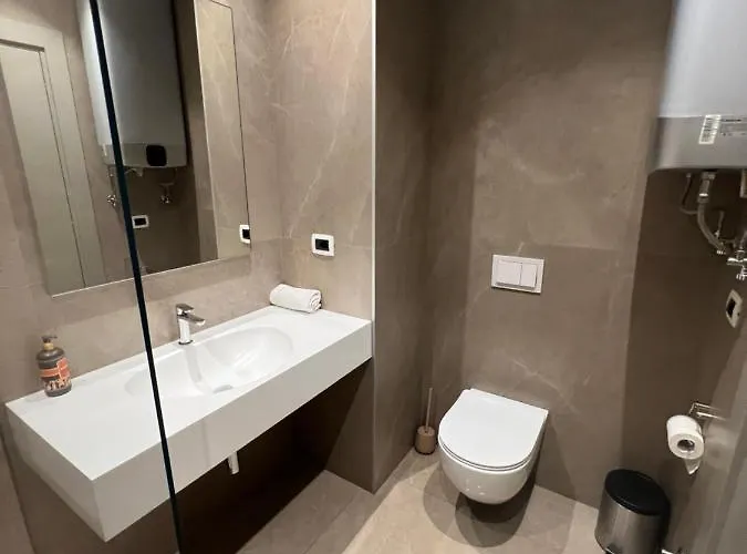 Skanderbeg Square Center شقة *