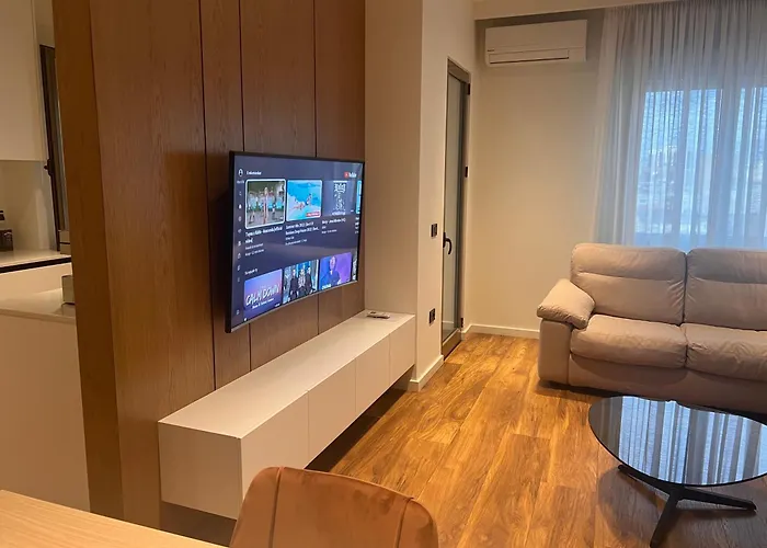 Skanderbeg Square Center شقة *