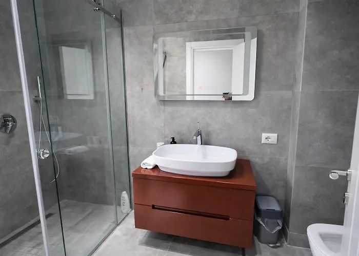 Skanderbeg Square Center شقة تيرانا