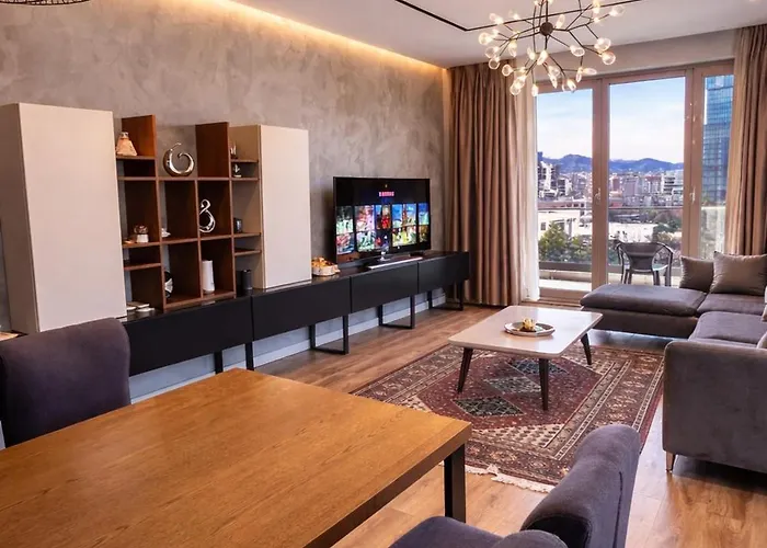 Skanderbeg Square Center