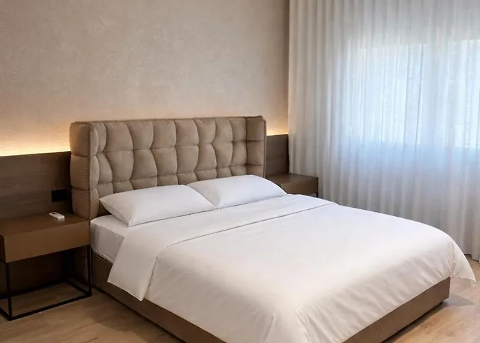 Apartment Skanderbeg Square Center *