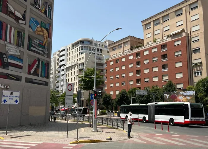 Skanderbeg Square Center *